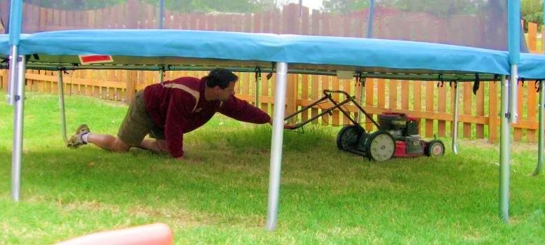equippement to cut the grass from under trampoline